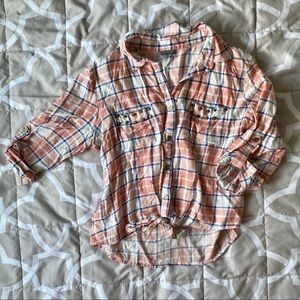 🌷 Pink Plaid Studded Button Down. Size S